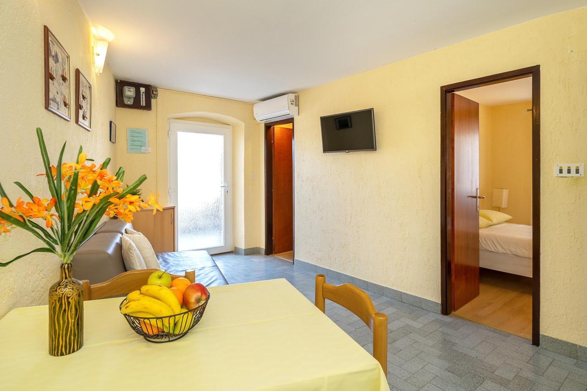 Apartments Ivo With Sea View Baska  Luaran gambar