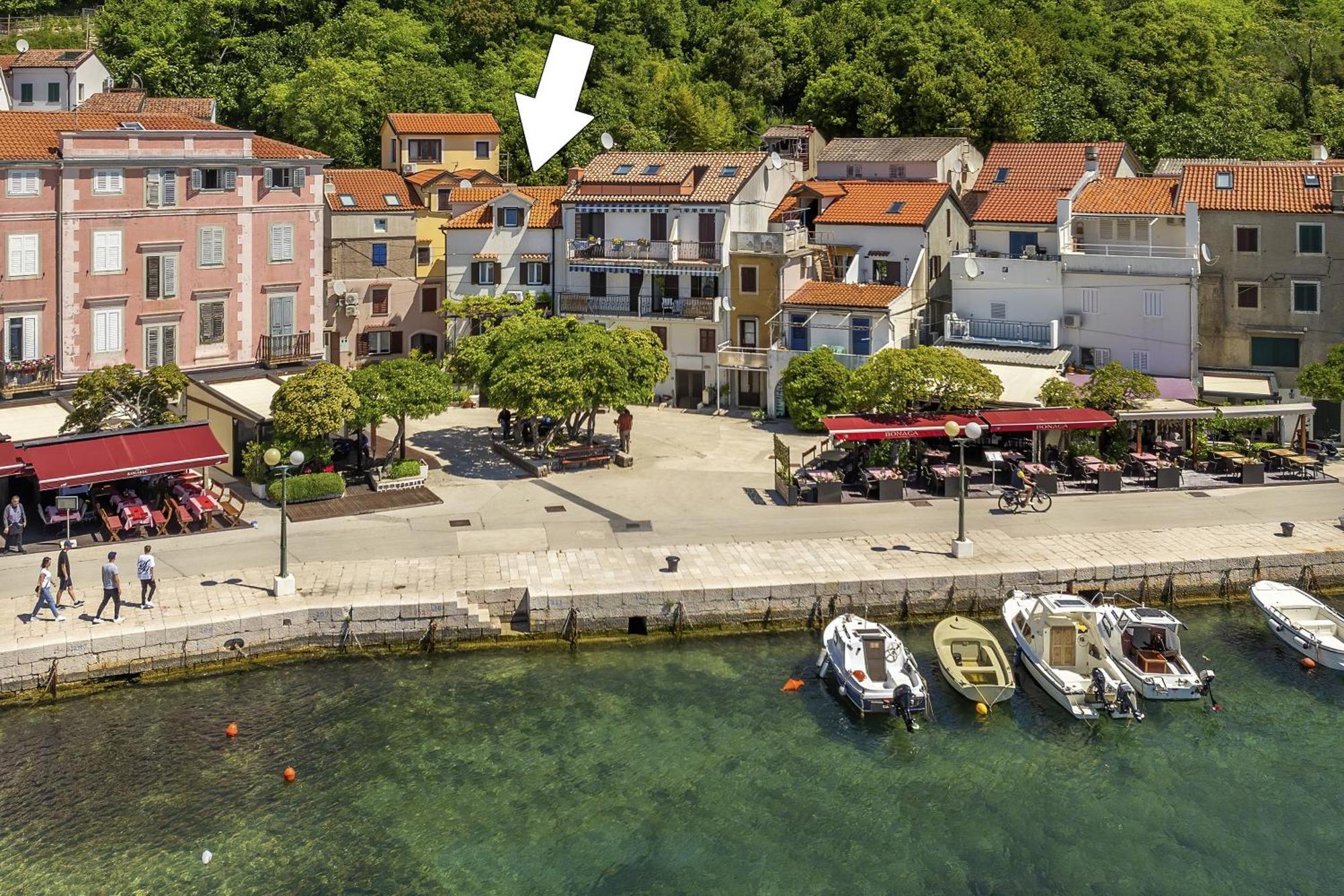Apartments Ivo With Sea View Baska  Luaran gambar